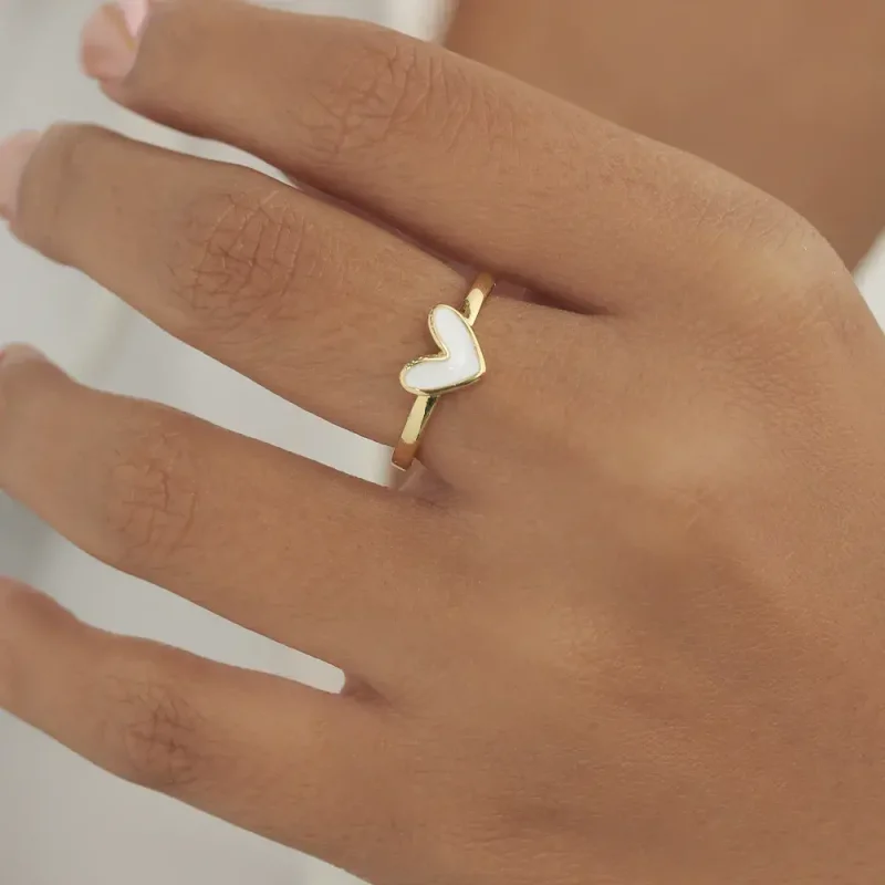 Anillo, en baño de oro 24k marca Brazz by Roel
