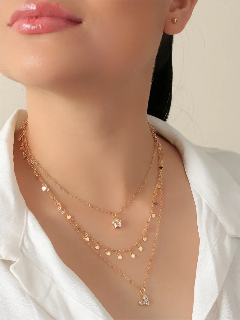 Collar dorado en baño de oro 24k, con Brazz by Roel puedes emprender