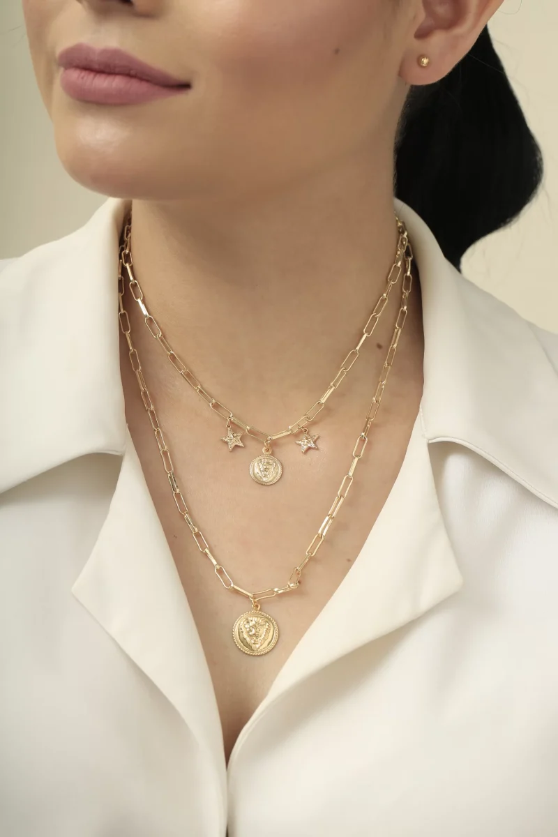 Collar dorado, en baño de oro 24k, con Brazz by Roel puedes emprender
