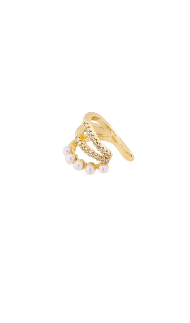 Earcuff con perlas en baño de oro 24k. Marca Brazz by Roel