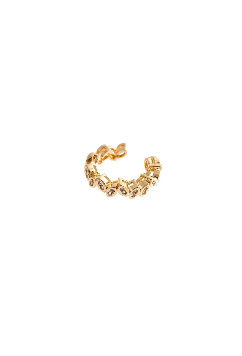 Earcuff dorado, en baño de oro 24k , marca Brazz by Roel