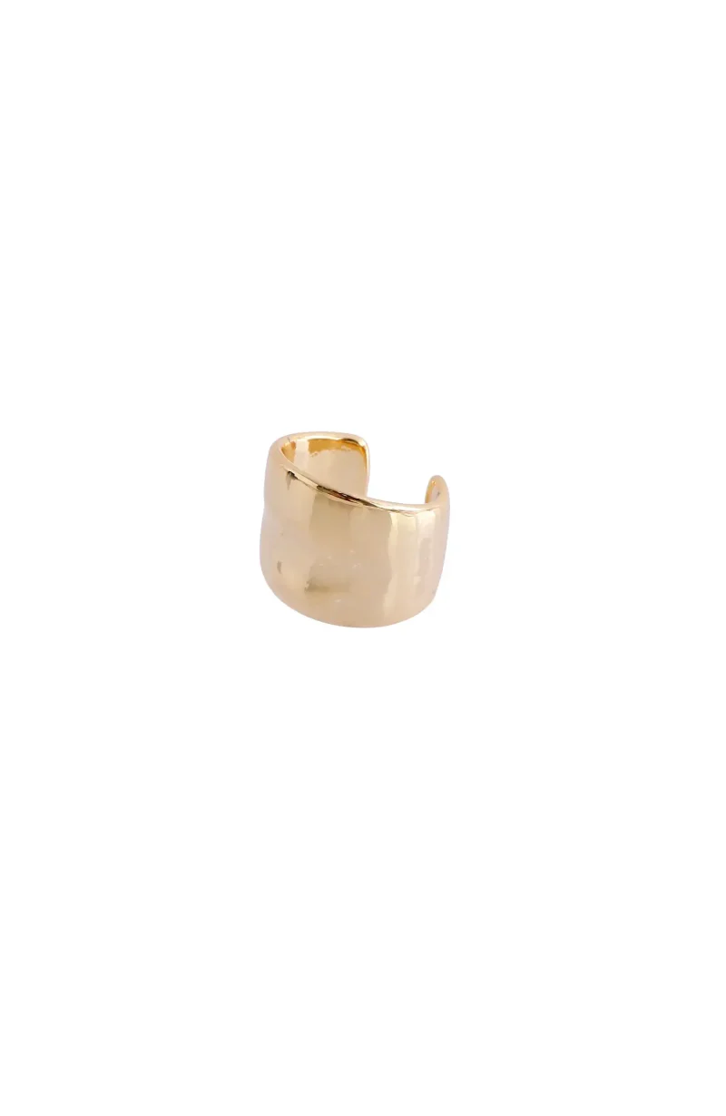 Earcuff liso dorado, Baño de oro 24k. Marca By Roel