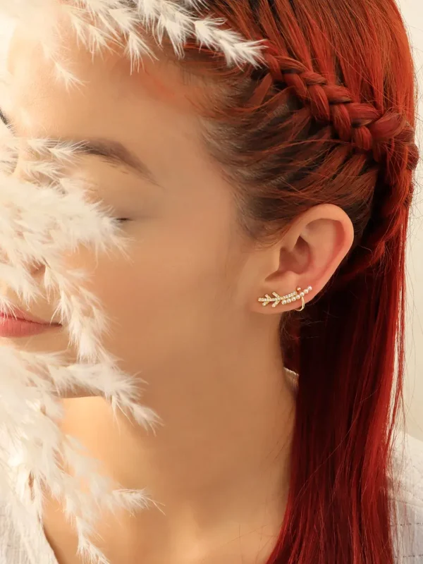 Earcuff dorado en baño de oro 24k marca Brazz By Roel