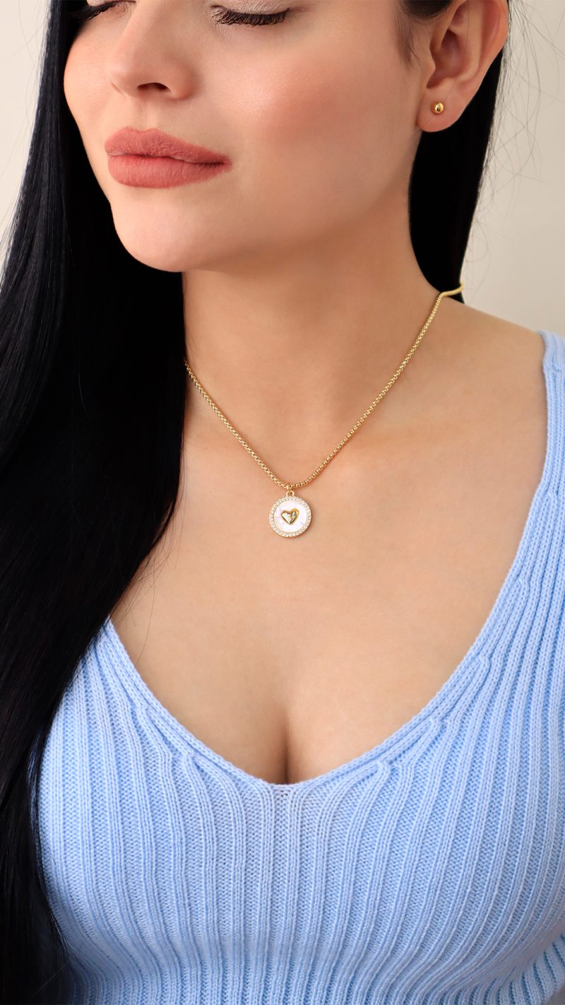 Collar Corazón/ En baño de oro 24k. Marca Brazz By Roel.