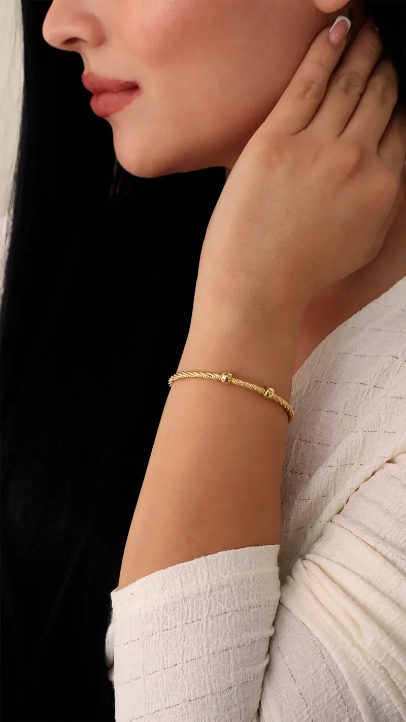Pulsera Dorada en Baño de oro 24k marca Brazz by Roel 
