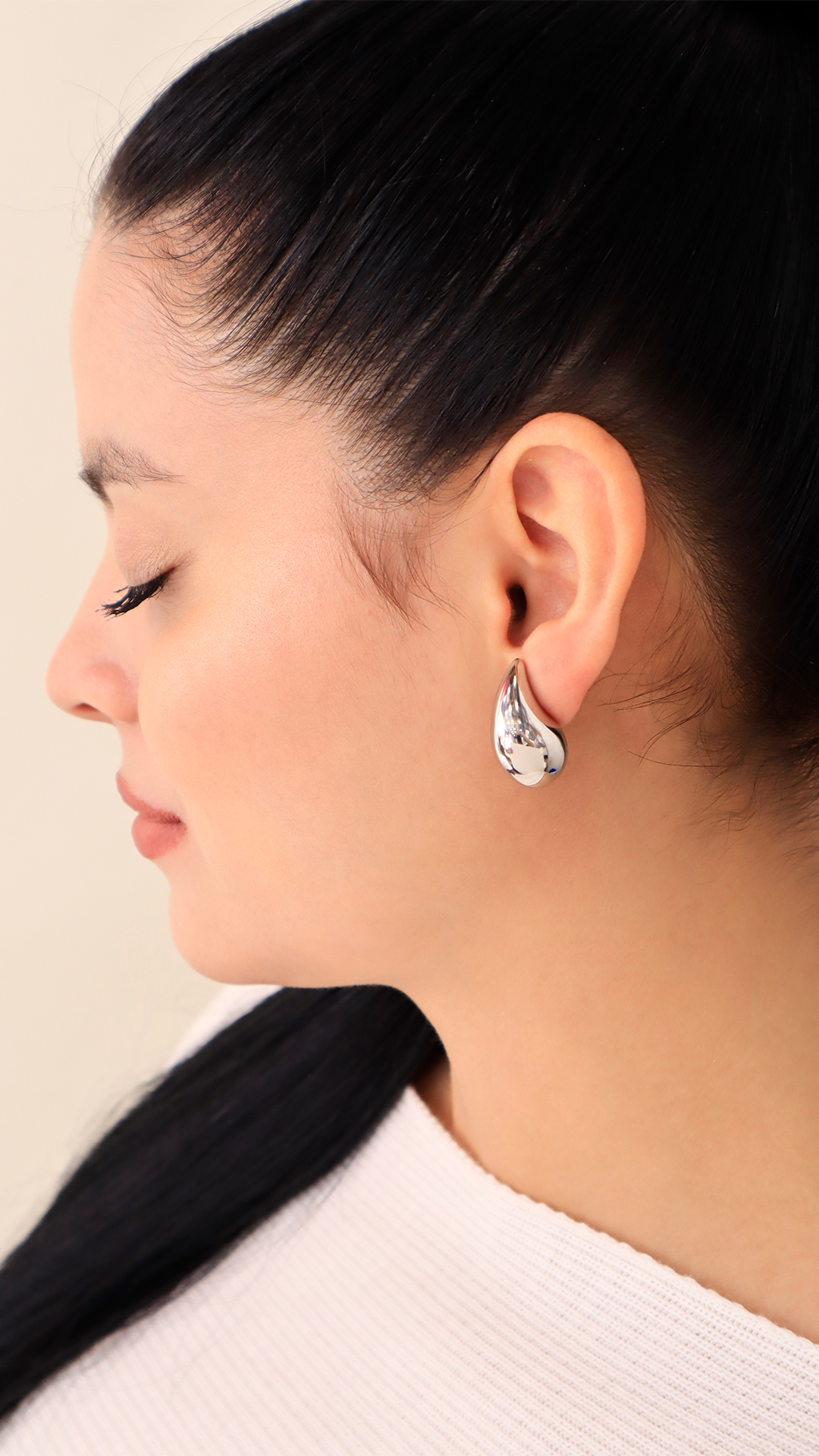 Arete Topo Gota/ En baño de oro 24k. Marca Brazz By Roel.