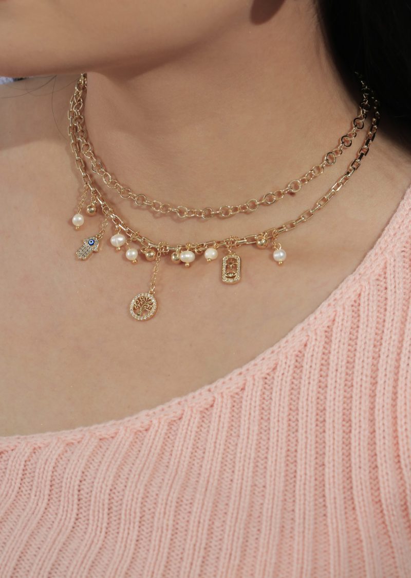 Collar Vibras Astrales/ En baño de oro 24k. Marca Brazz By Roel.
