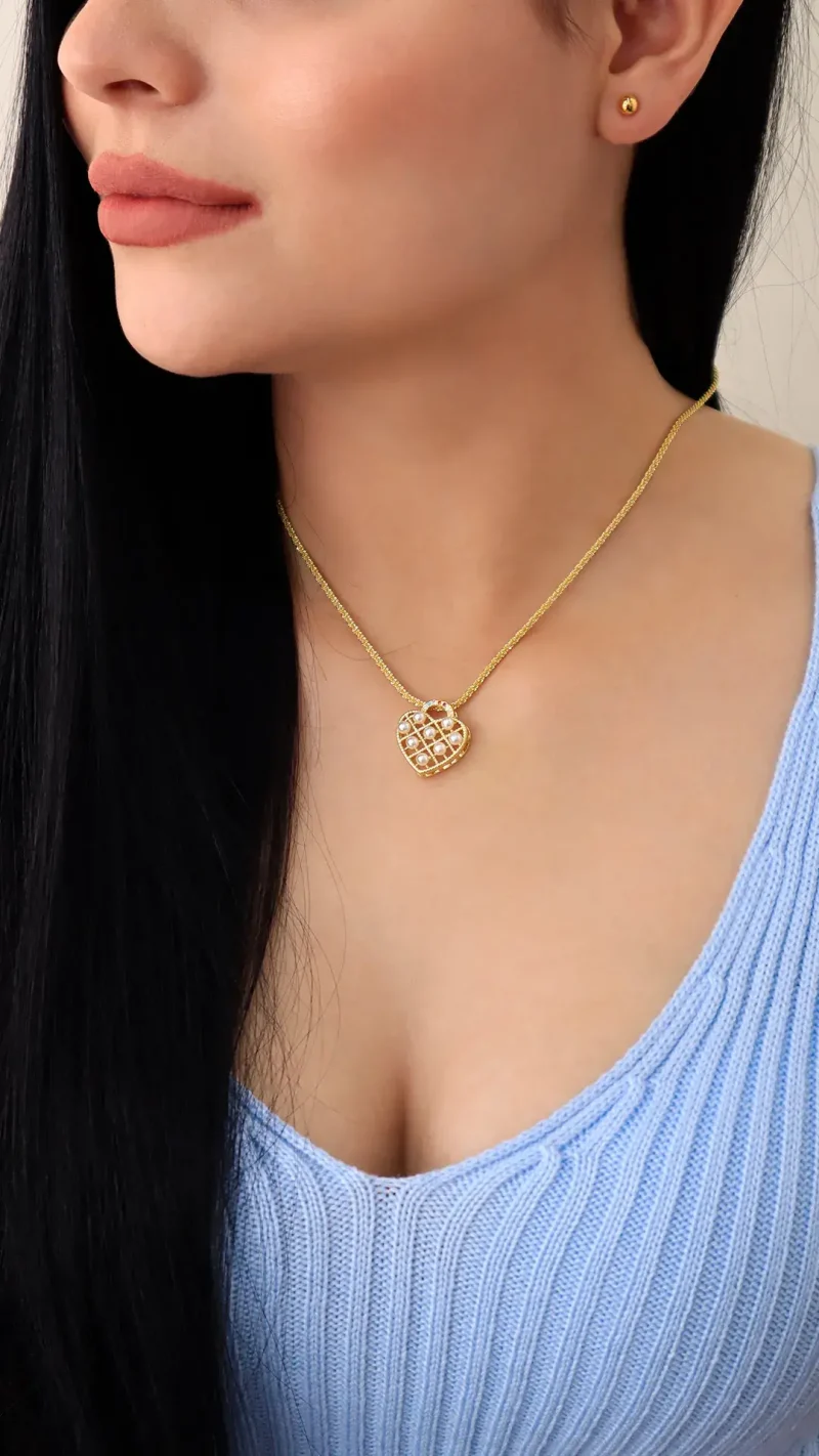 Collar dorado, en baño de oro 24k marca Brazz by Roel 
