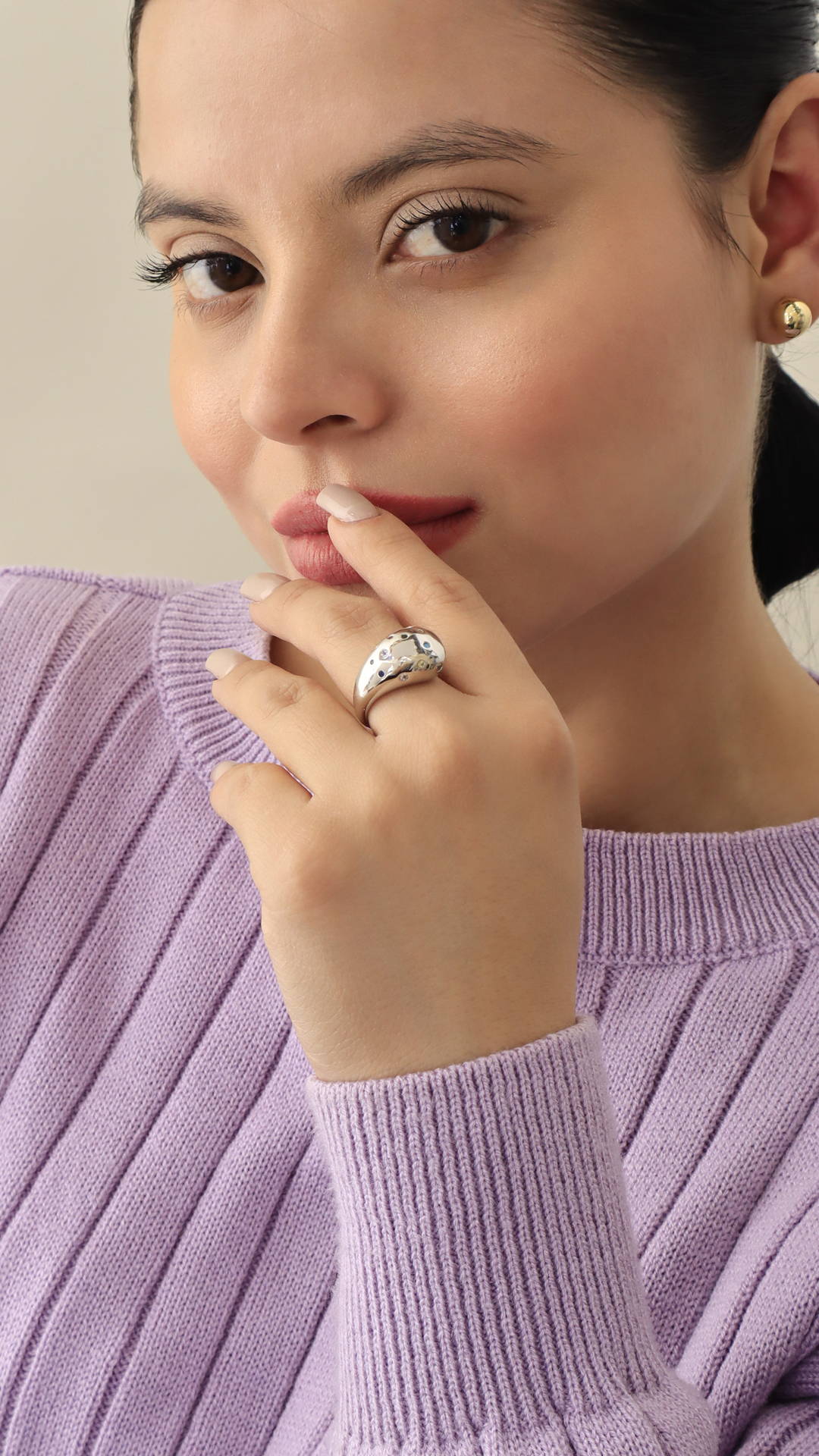 Anillo Microcircones/ En baño de oro 24k. Marca Brazz By Roel.