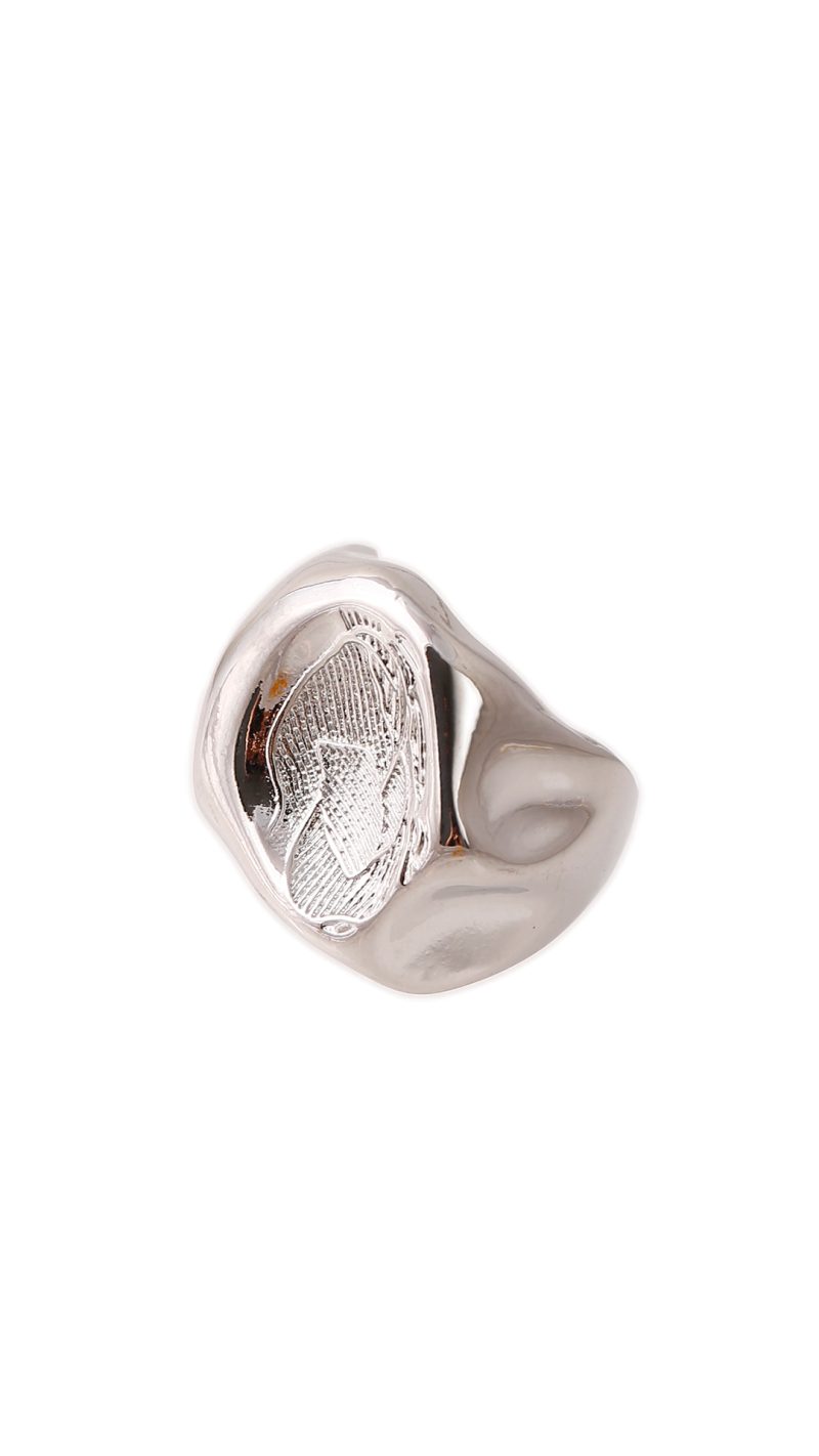 Anillo Silver/ En baño de oro 24k. Marca Brazz By Roel.