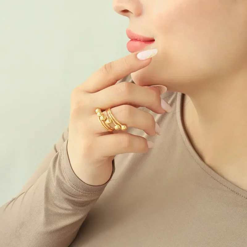 Anillo, en bronce marca Brazz by Roel
