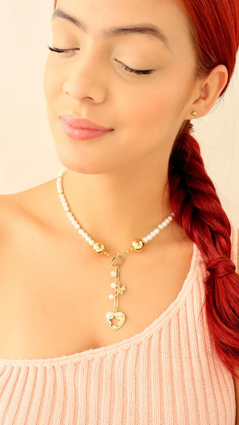 Collar perlado, en baño de oro 24k marca Brazz by Roel 