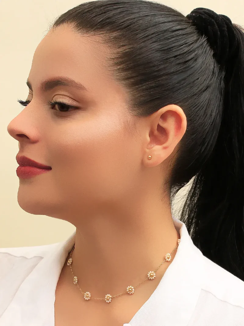 Chocker Flores, en baño de oro 24k. Marca Brazz By Roel.