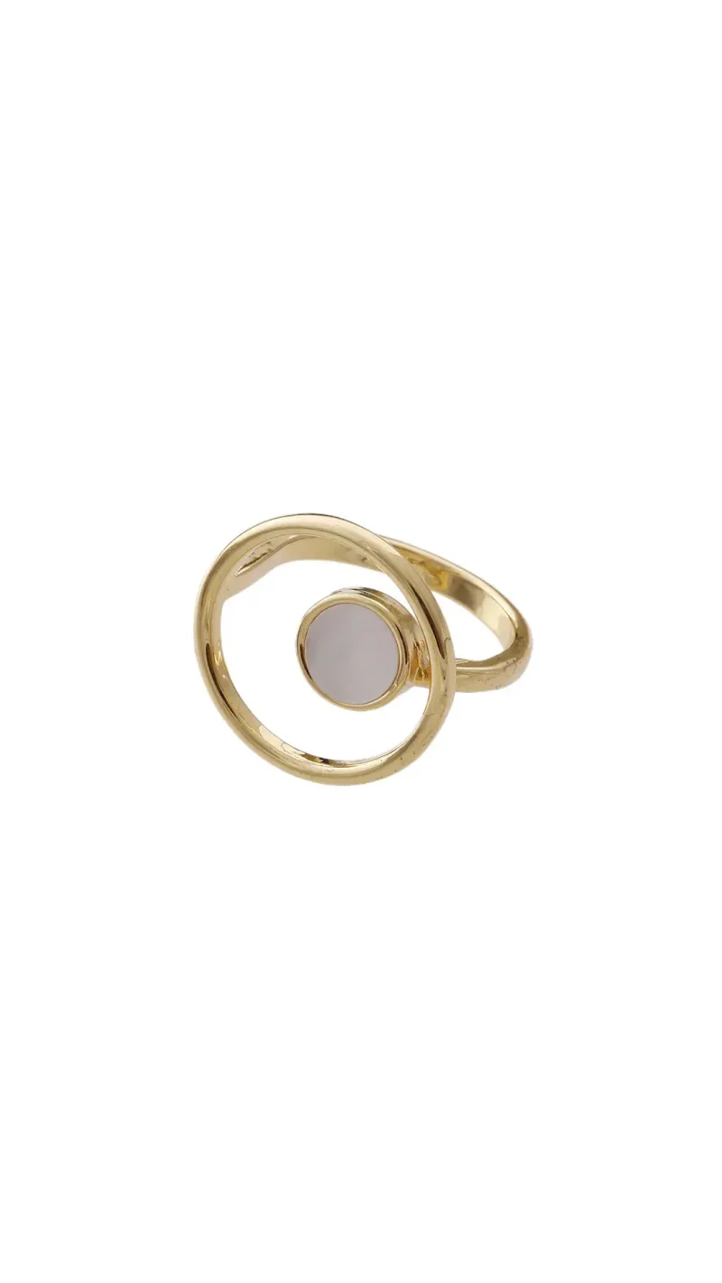 Anillo dorado, en baño de oro 24k marca Brazz by Roel