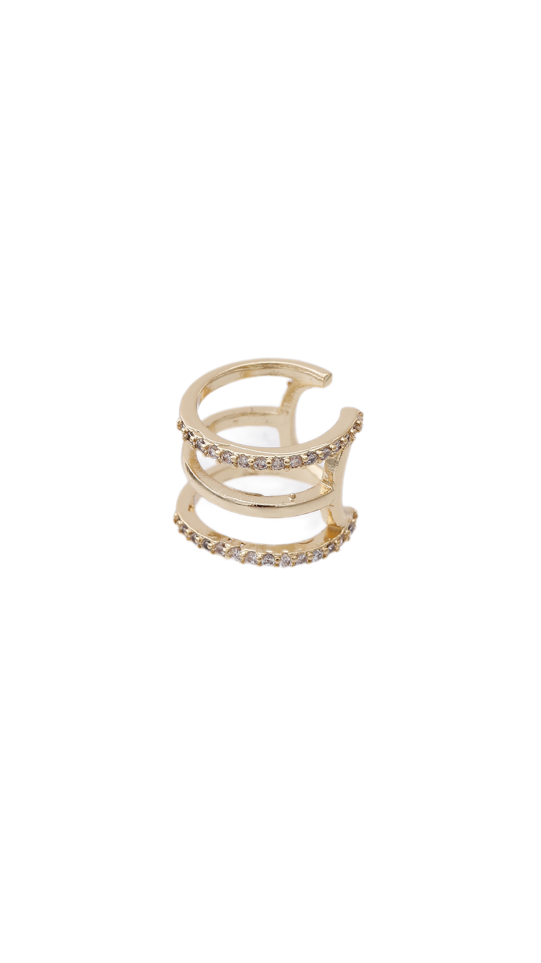 Earcuff Triple Dorado/ En baño de oro 24k. Marca Brazz By Roel.