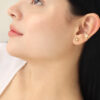 Earcuff Multi Brillos/ En baño de oro 24k. Marca Brazz By Roel.