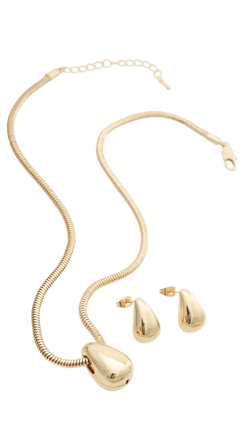 Juego dorado, en baño de oro 24k marca Brazz by Roel 