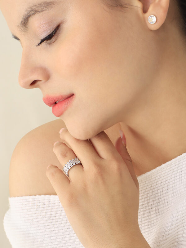 Anillo Cristal/ En Baño De Oro 24k. Marca Brazz By Roel.