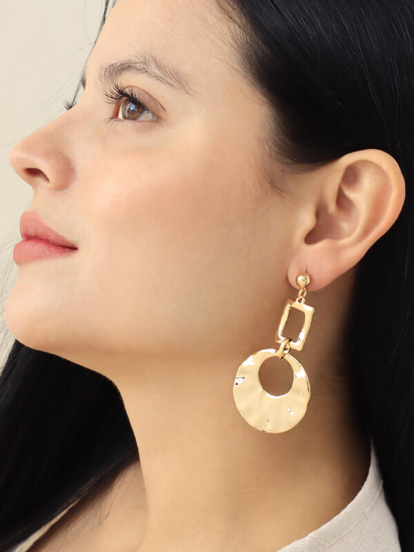 Arete Topo Dorado/ En Baño De Oro 24k. Marca Brazz By Roel.