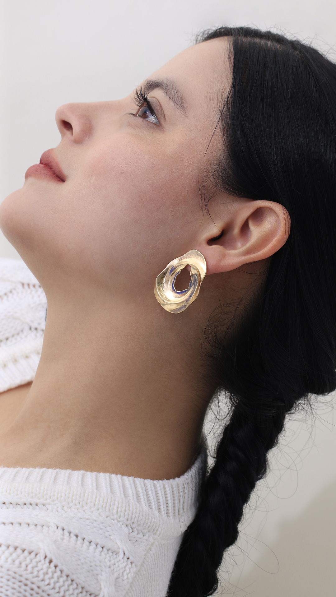 Arete Topo Dorado/ En Baño De Oro 24k. Marca Brazz By Roel.