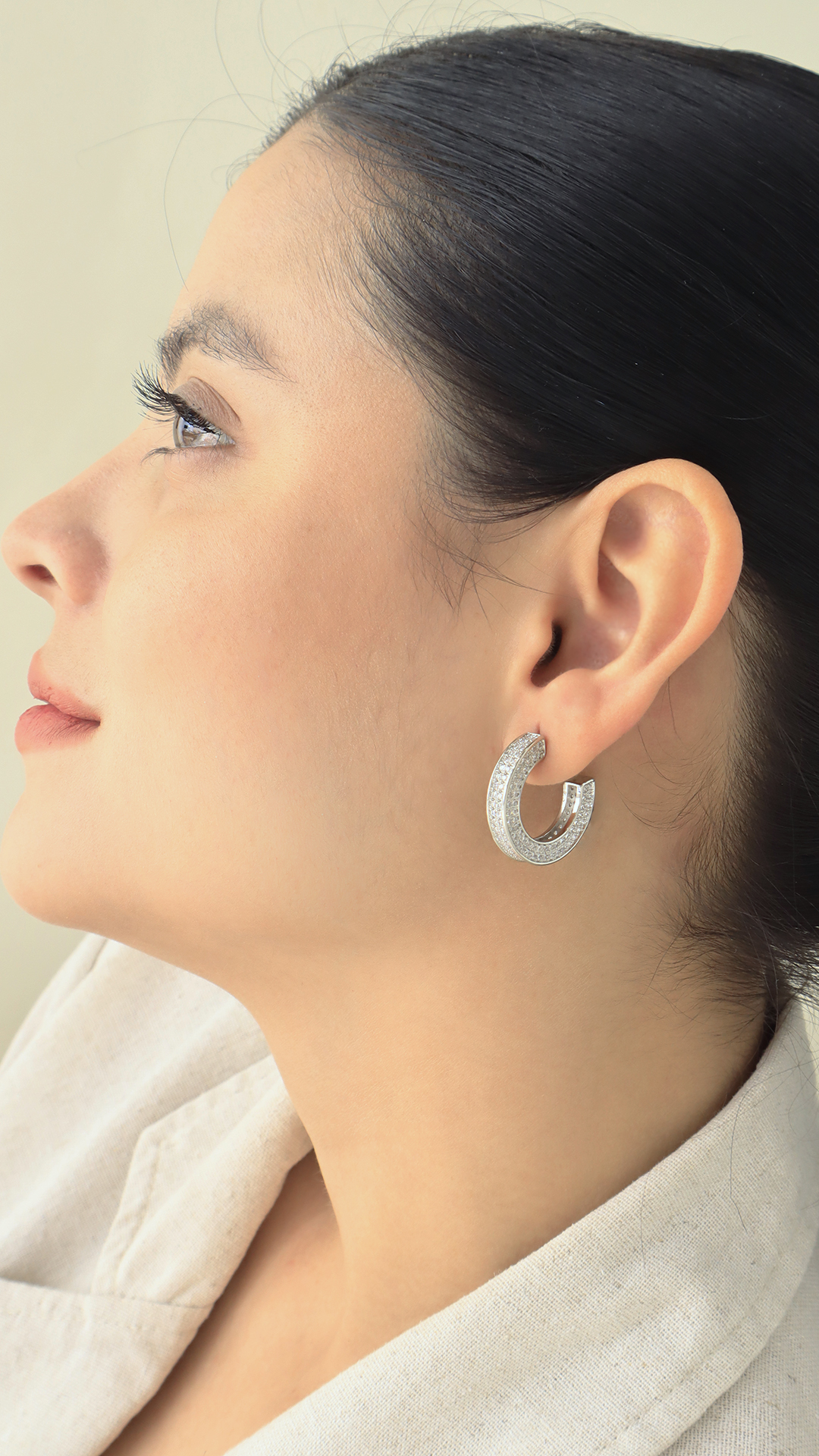 Candonga Con Microcircones/ En Baño De Oro 24k. Marca Brazz By Roel.