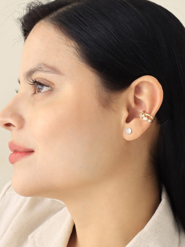 Earcuff Fugaz Brilla/ En Baño De Oro 24k. Marca Brazz By Roel.