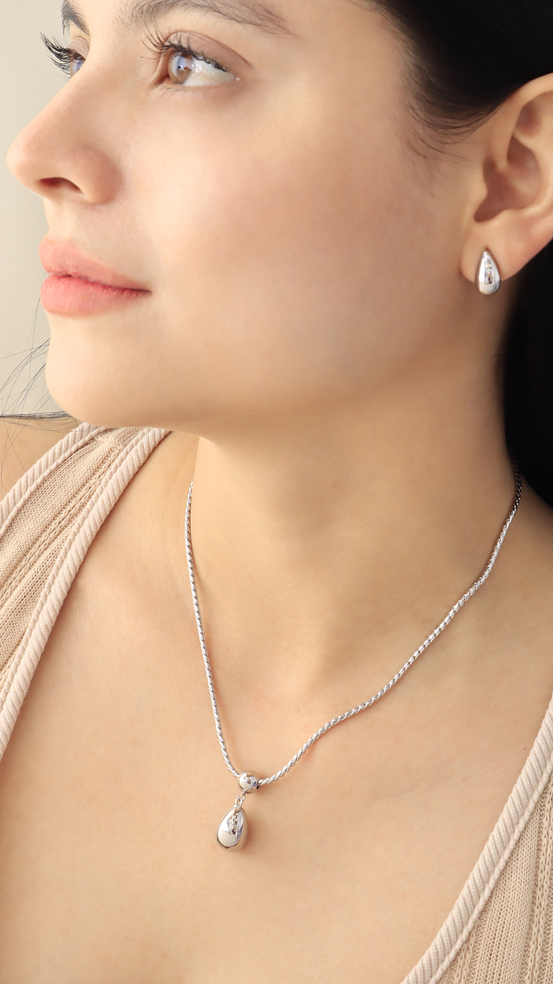 Juego Gota Plateado/ En Baño De Oro 24k. Marca Brazz By Roel.