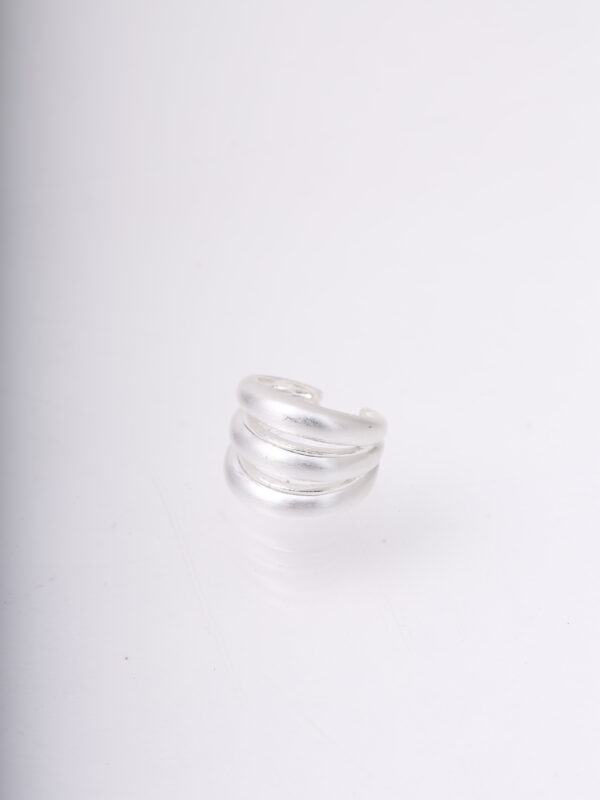 Anillo Triple/ En Baño De Oro 24k. Marca Brazz By Roel.
