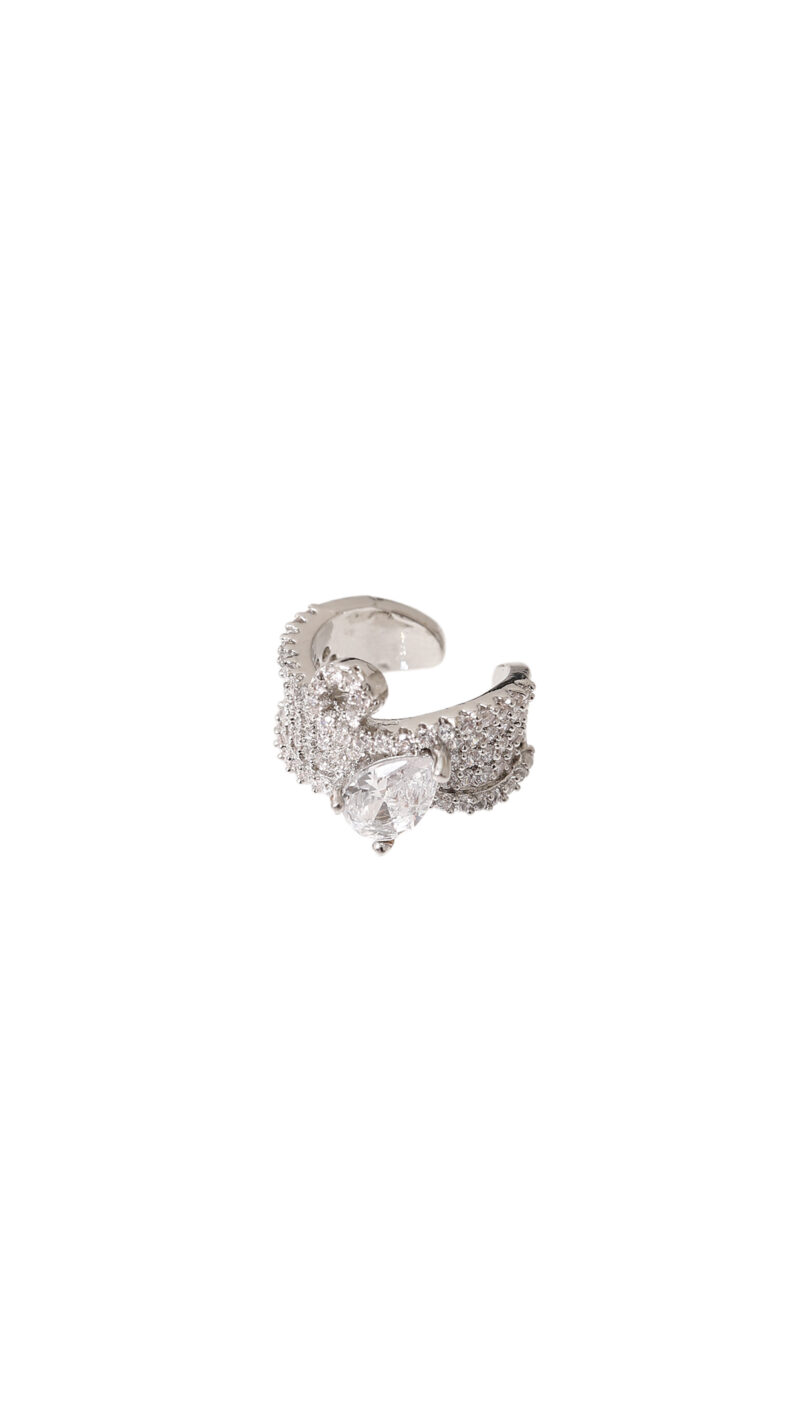 Earcuff Light/ En Baño De Oro 24k. Marca Brazz By Roel.