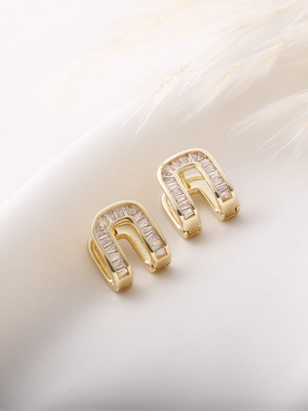 Huggies Ilusion/ En Baño De Oro 24k. Marca Brazz By Roel.