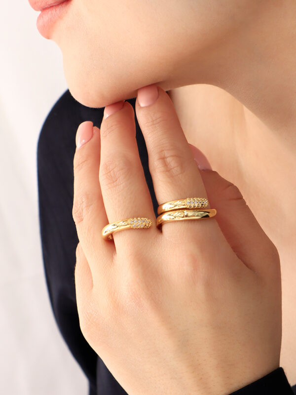 Anillo Corazón/ En Baño De Oro 24k. Marca Brazz By Roel.