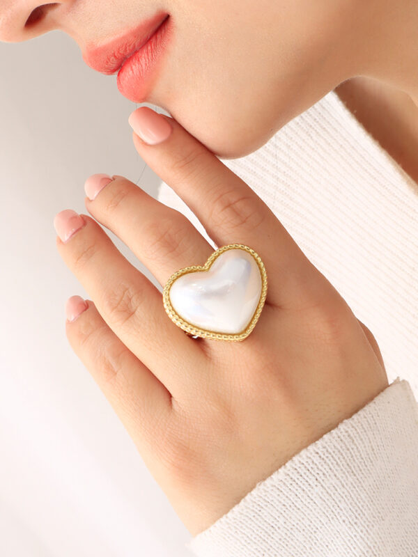 Anillo Corazón/ En Baño De Oro 24k. Marca Brazz By Roel.