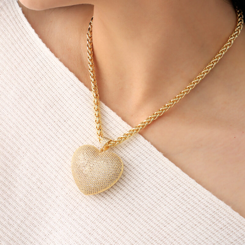Collar Corazón/ En Baño De Oro 24k. Marca Brazz By Roel.