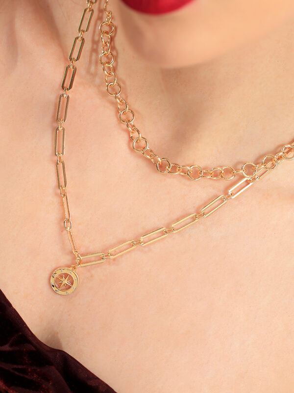 Gargantilla Magia/ En Baño De Oro 24k. Marca Brazz By Roel.