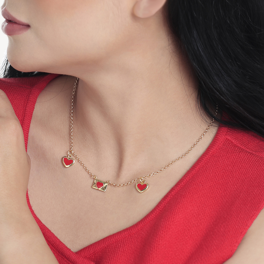 Gargantilla Carta De Amor/ En Baño De Oro 24k. Marca Brazz By Roel.