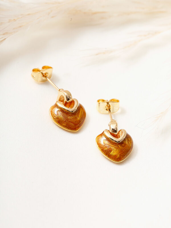 Arete Topo Amour/ En Baño De Oro 24k. Marca Brazz By Roel.