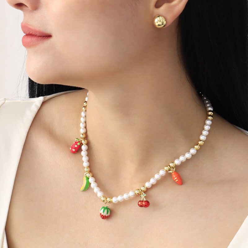 Collar Frutal/ En Baño De Oro 24k. Marca Brazz By Roel.