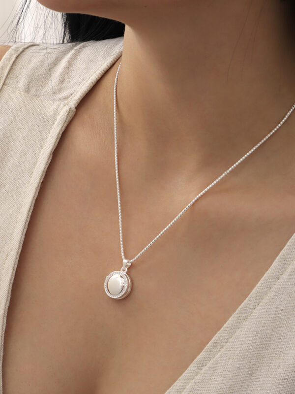 Relicario Recuerdo De Amor/ Plata ley 925. Marca Brazz By Roel.