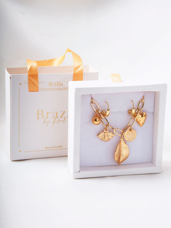 Regalo Amuleto/ En Baño De Oro 24k.Marca Brazz By Roel.