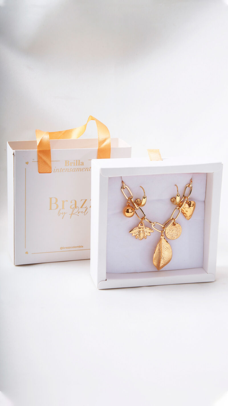 Regalo Amuleto/ En Baño De Oro 24k.Marca Brazz By Roel.